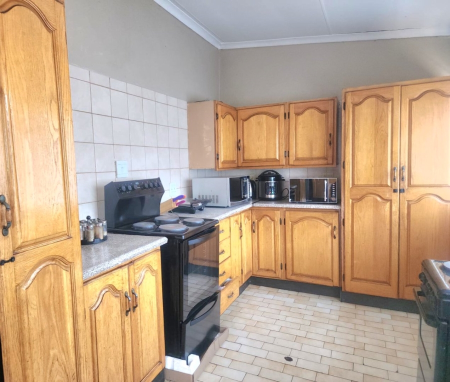 5 Bedroom Property for Sale in Brits North West
